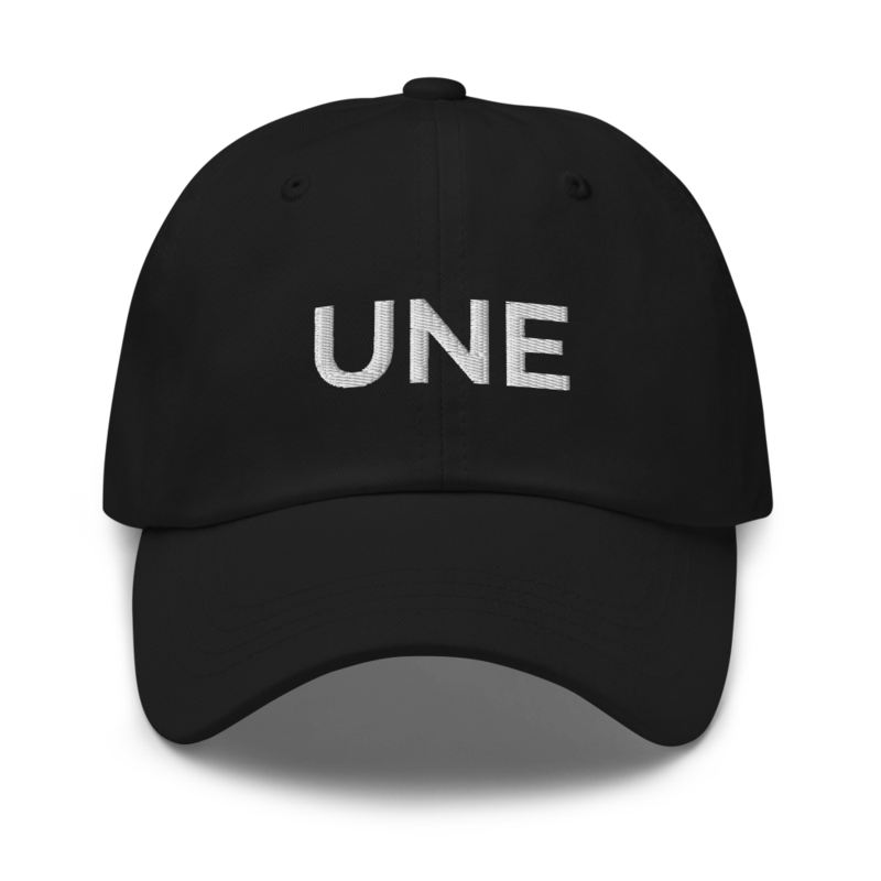 Une Hat - Black